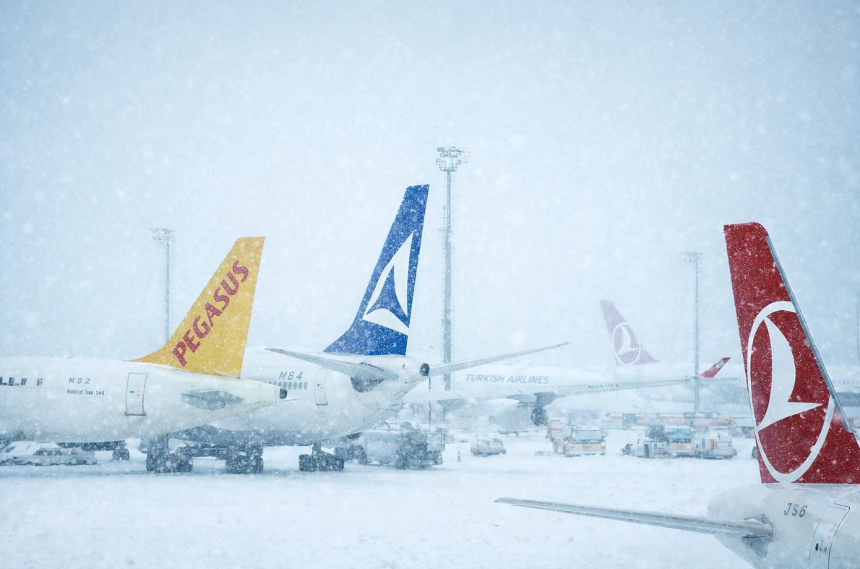 Olumsuz Hava Koşulları Nedeniyle THY, AJet ve Pegasus’tan Sefer İptalleri