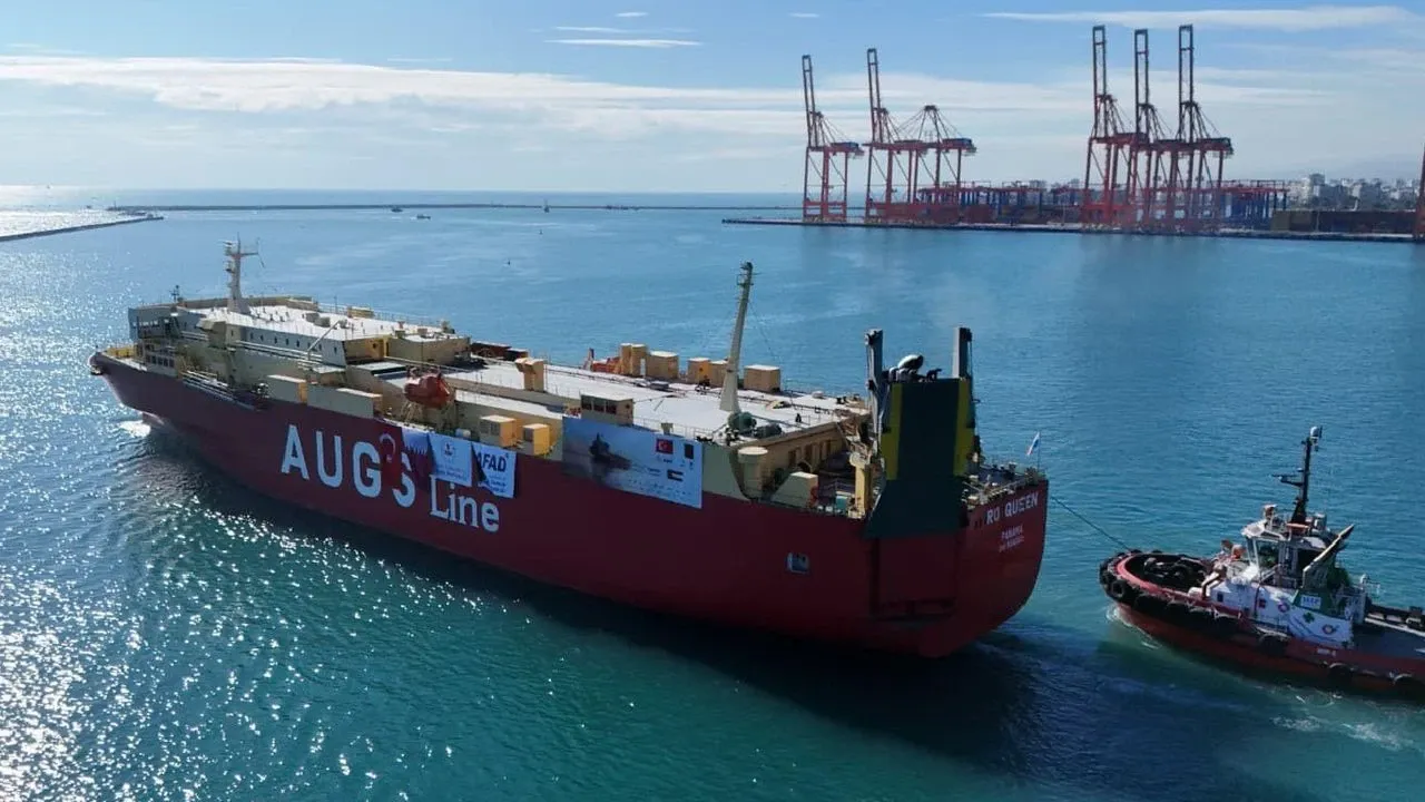 6. İyilik Gemisi Mersin Limanı’ndan yola çıktı: Türkiye’den Sudan’a 2 bin 600 ton insani yardım