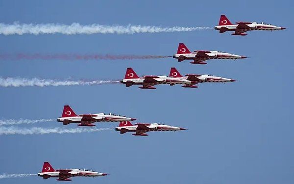 İzmir’de Türk Hava Kuvvetlerinin 115. Yılı Coşkuyla Kutlandı
