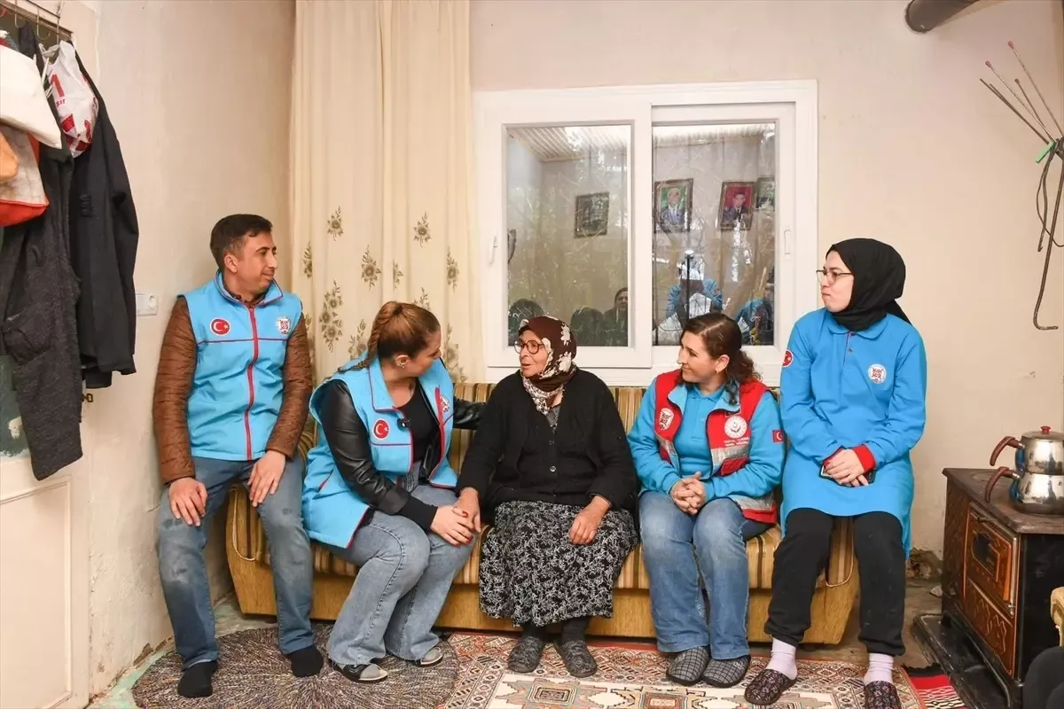 Mersin’de “Vefa Projesi” ile Yaşlı ve Kronik Hastalara Destek